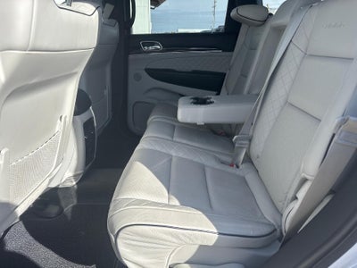 2017 Jeep Grand Cherokee Summit