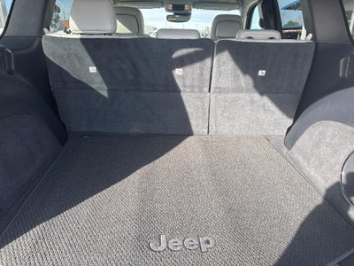 2017 Jeep Grand Cherokee Summit