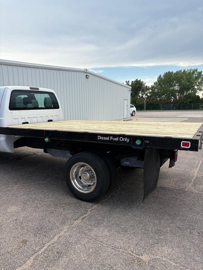 2015 Ford Super Duty F-550 DRW Lariat