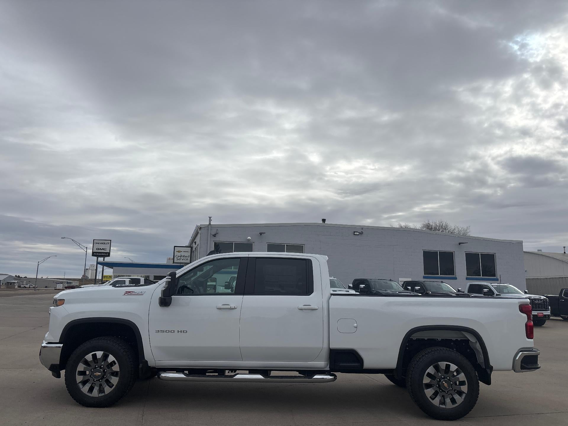 2026 Chevrolet Silverado 3500 HD LT