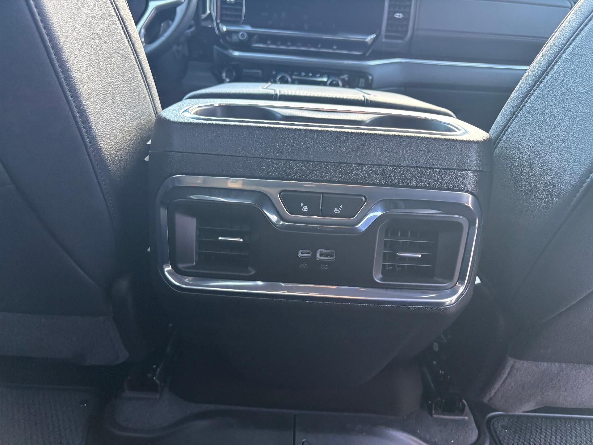 2025 Chevrolet Silverado 3500 HD LTZ