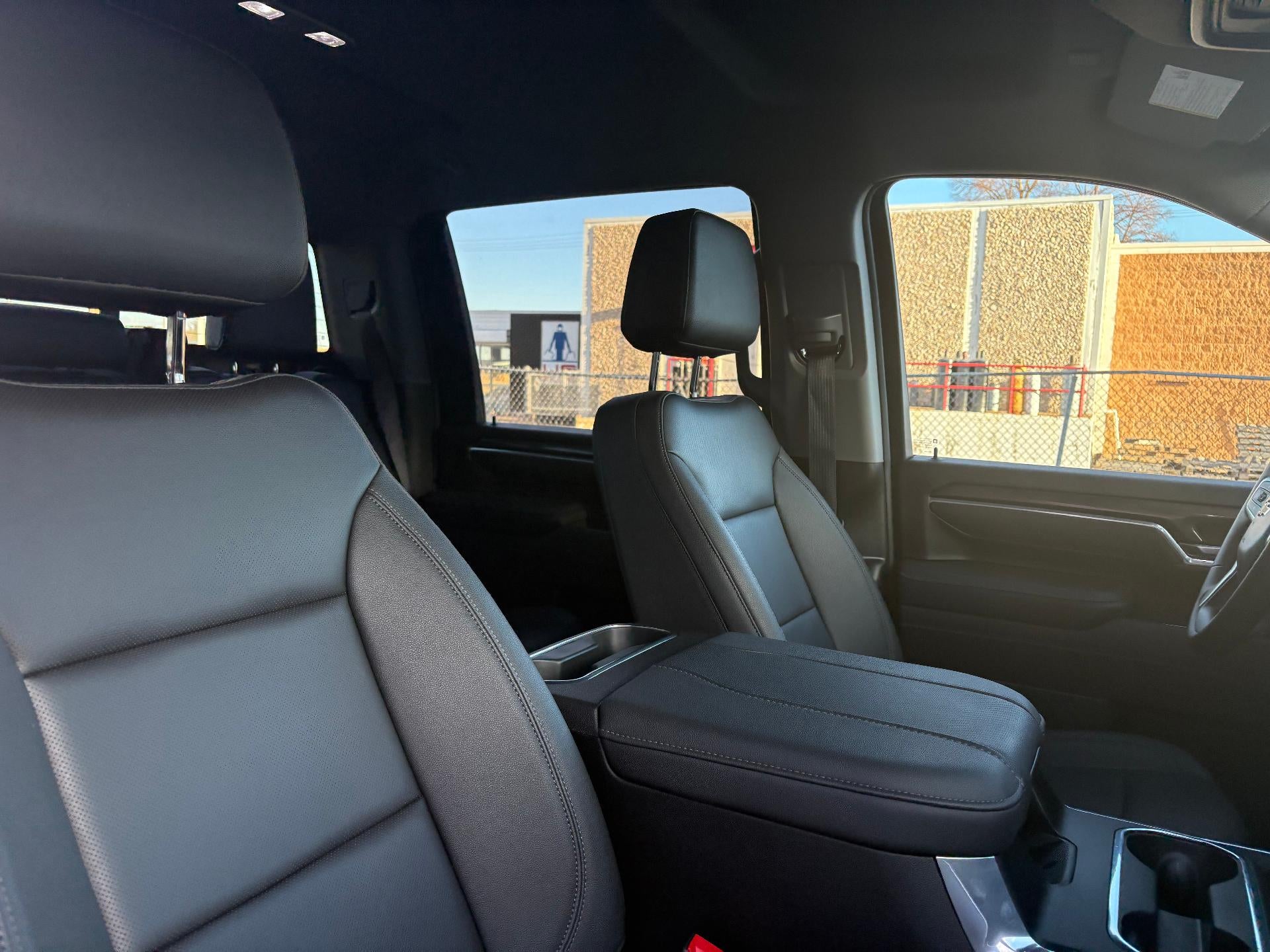 2025 Chevrolet Silverado 3500 HD LTZ