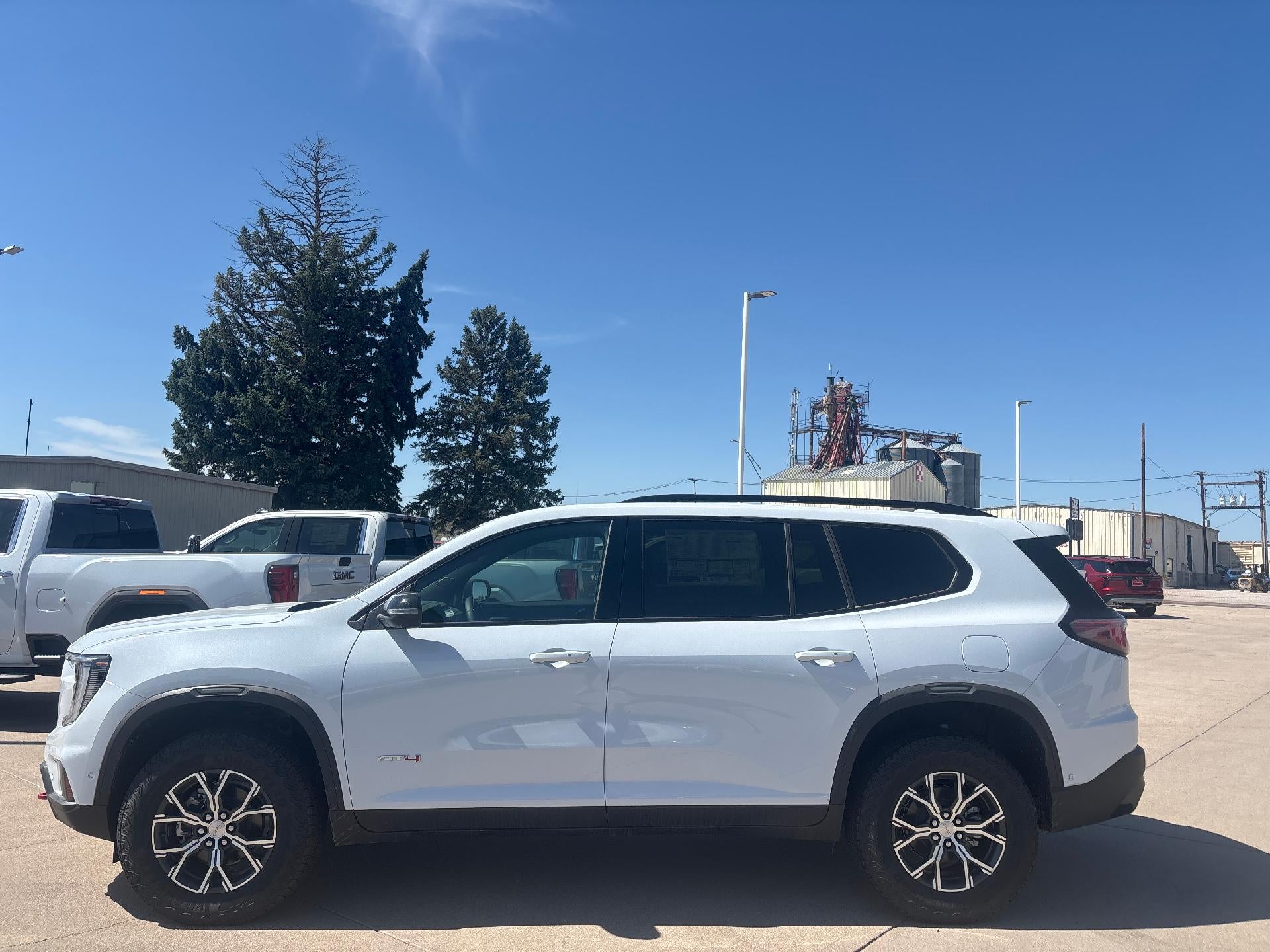 2026 GMC Acadia AT4
