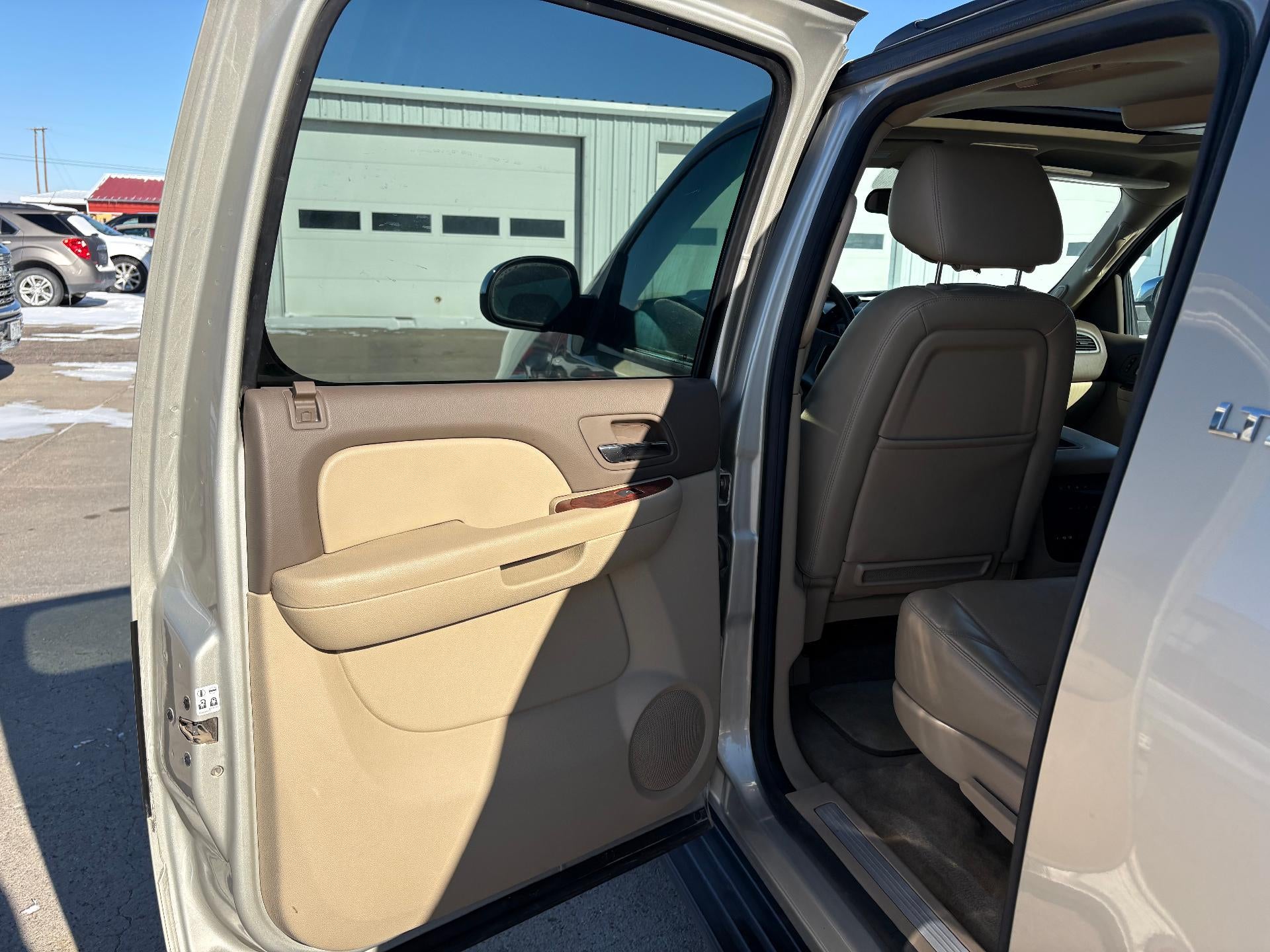 2014 Chevrolet Suburban LTZ