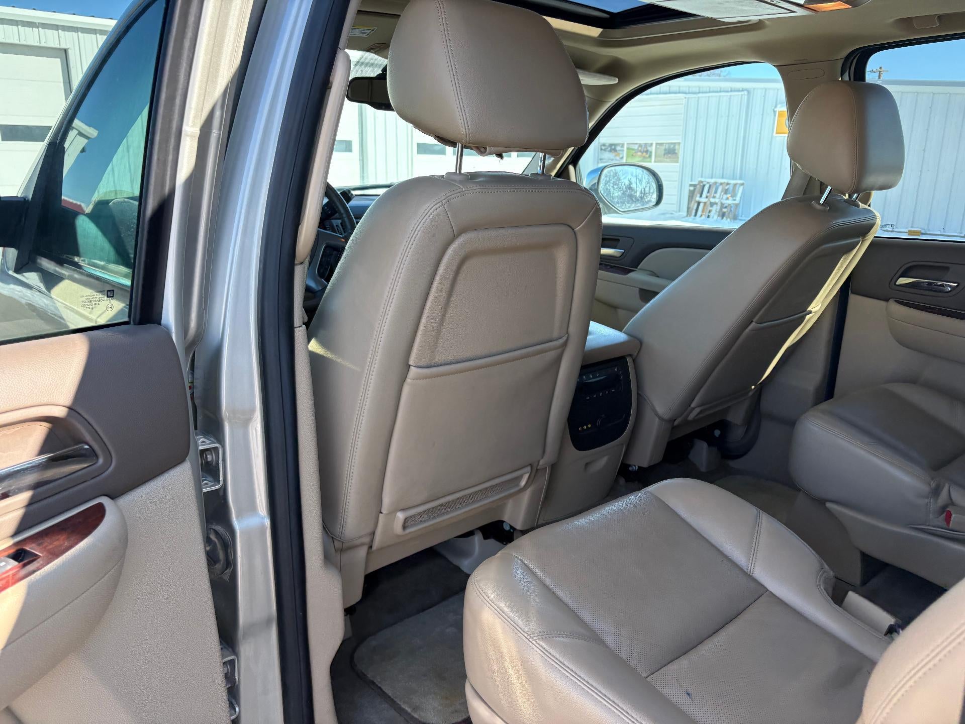 2014 Chevrolet Suburban LTZ