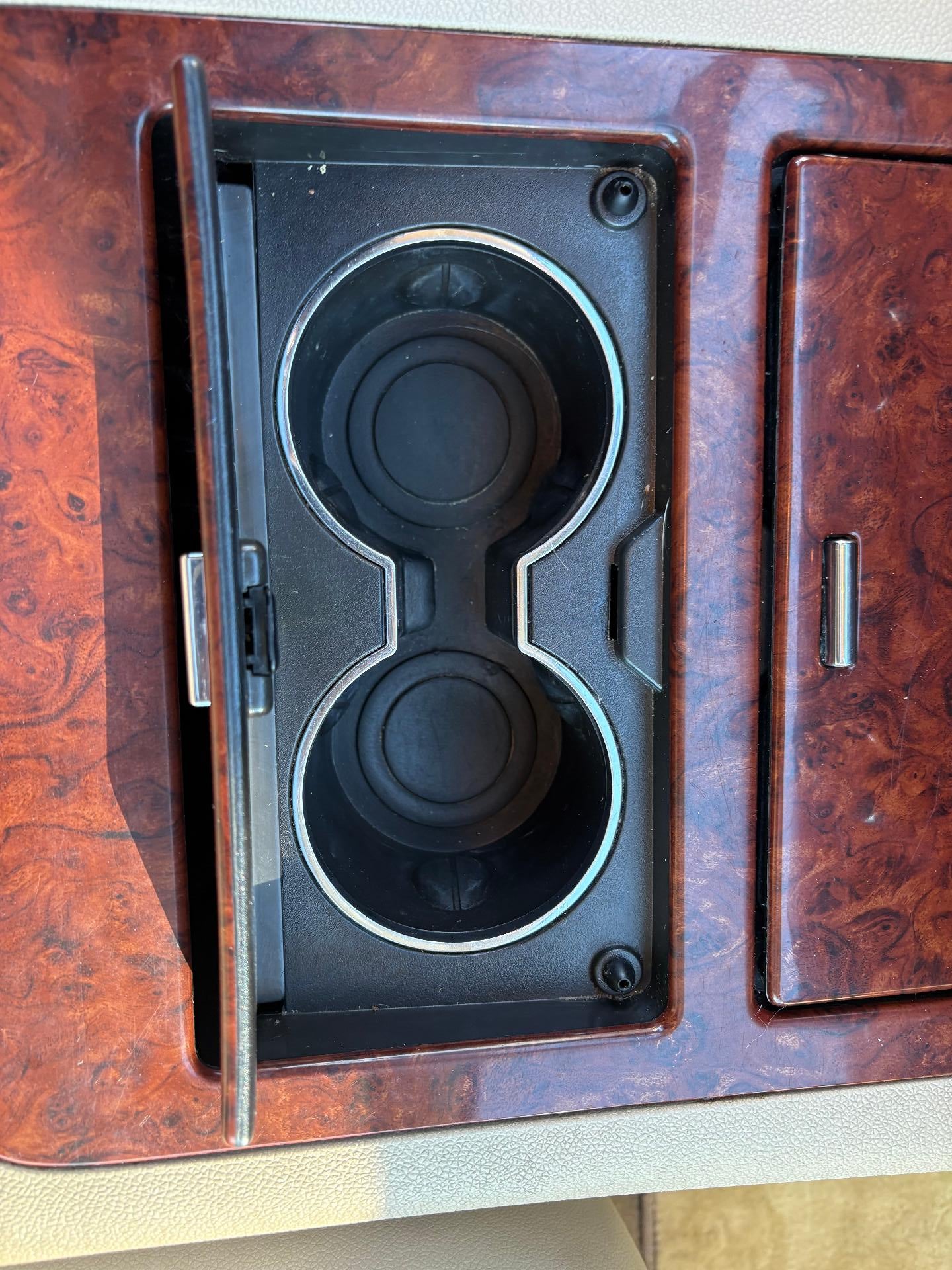 2014 Chevrolet Suburban LTZ