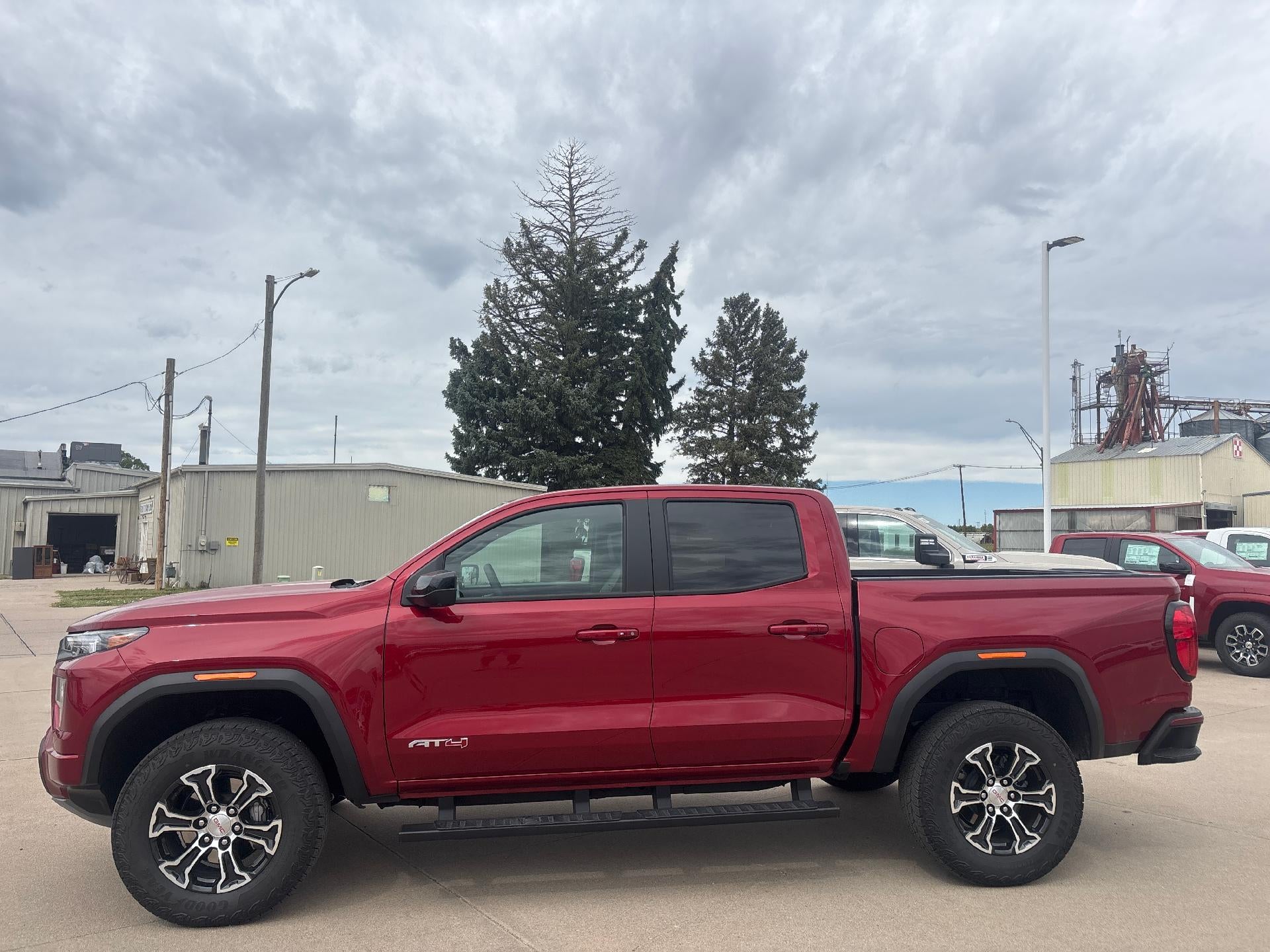 2025 GMC Canyon AT4