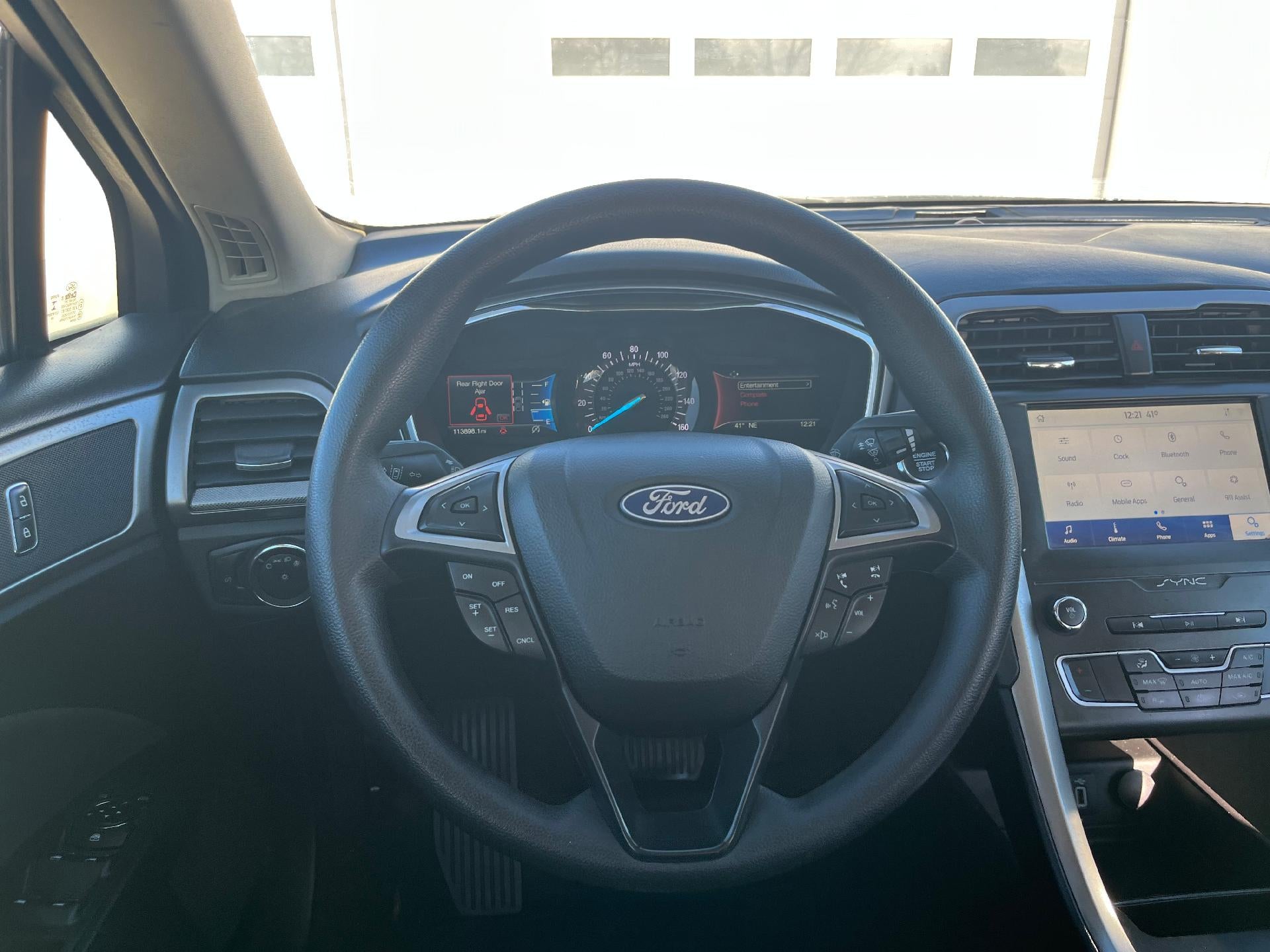 2020 Ford Fusion SE