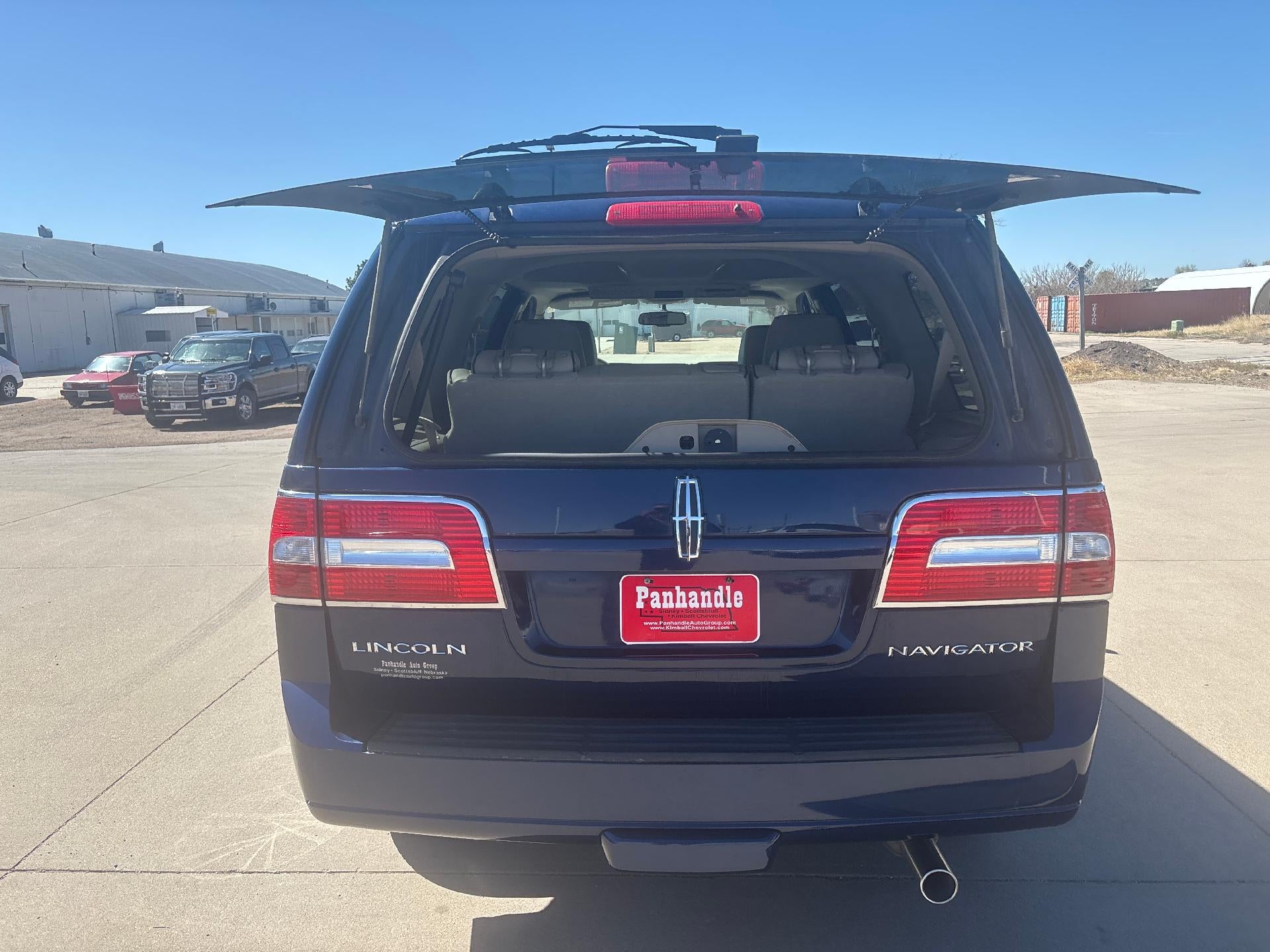 2007 Lincoln Navigator Base