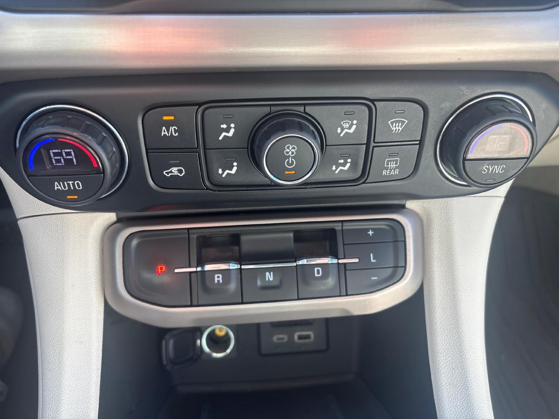 2020 GMC Acadia Denali