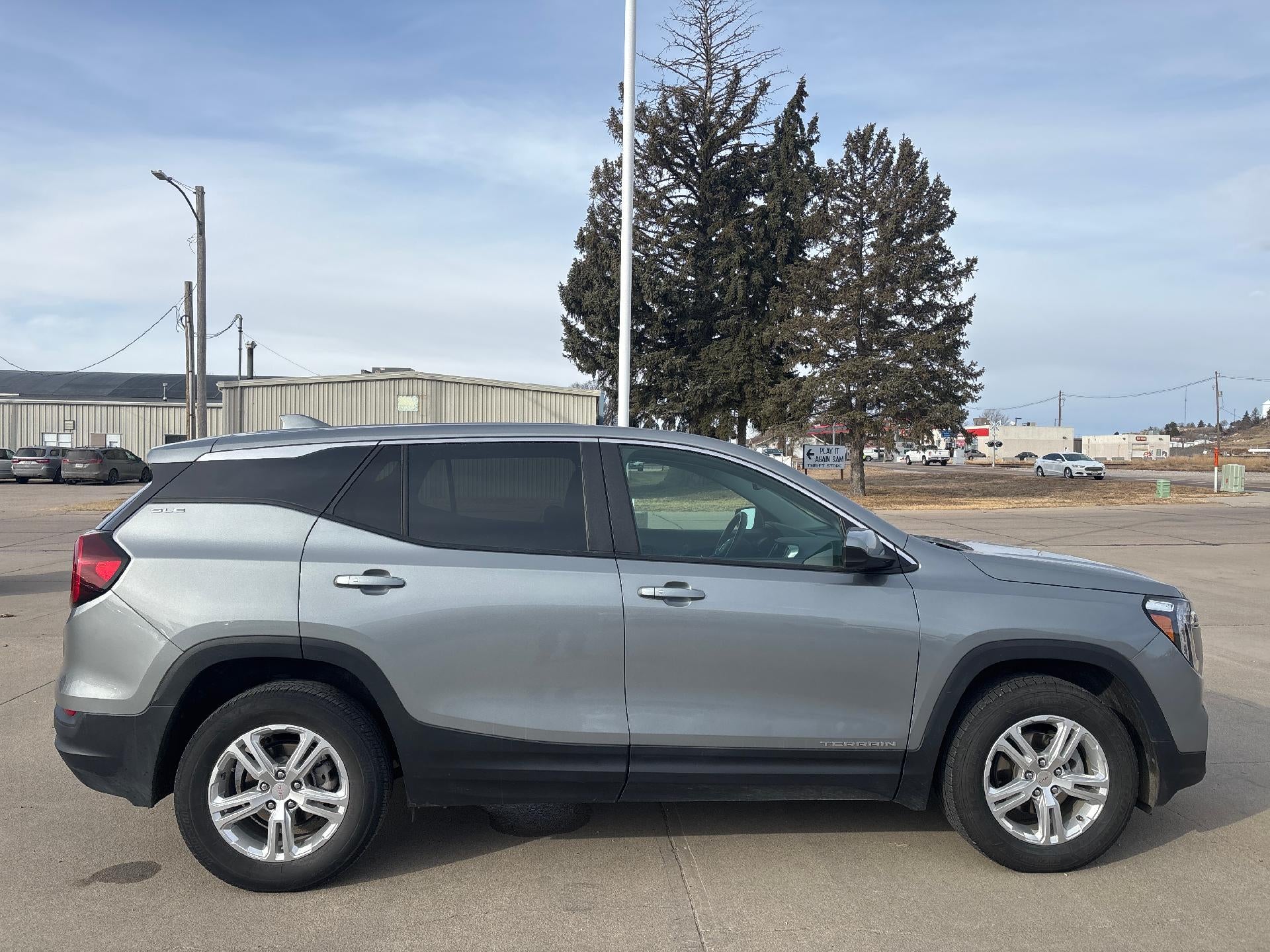 2024 GMC Terrain SLE