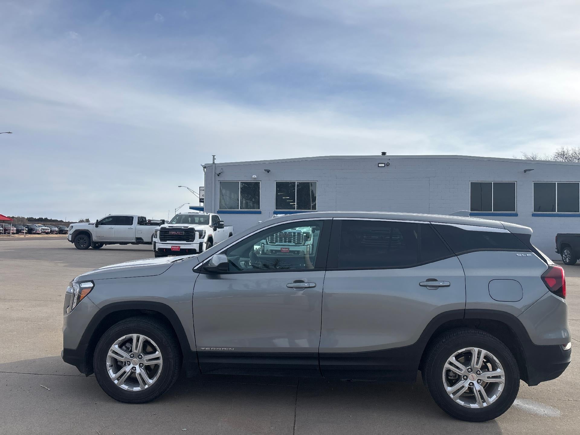 2024 GMC Terrain SLE