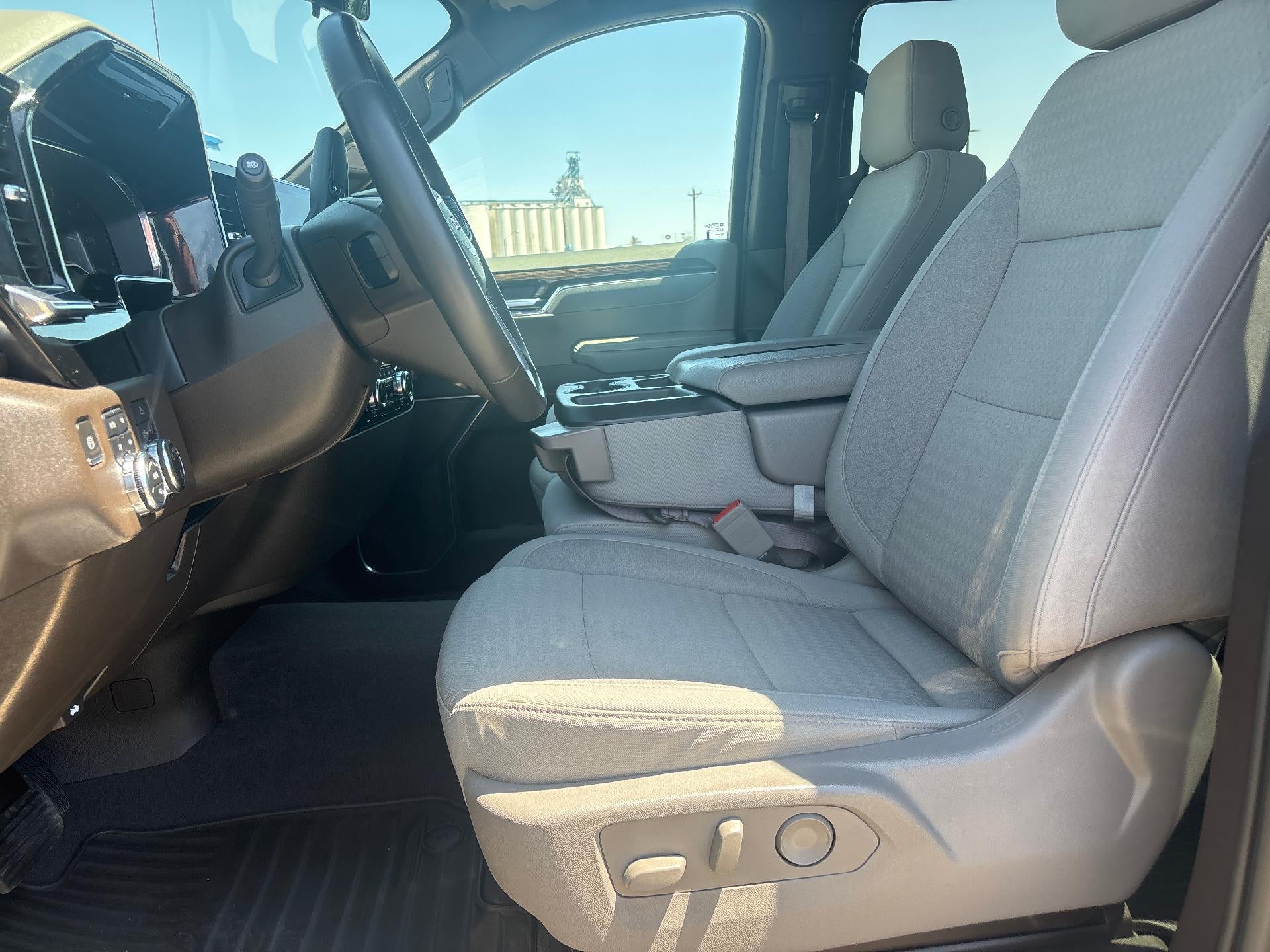 2023 GMC Sierra 1500 SLE