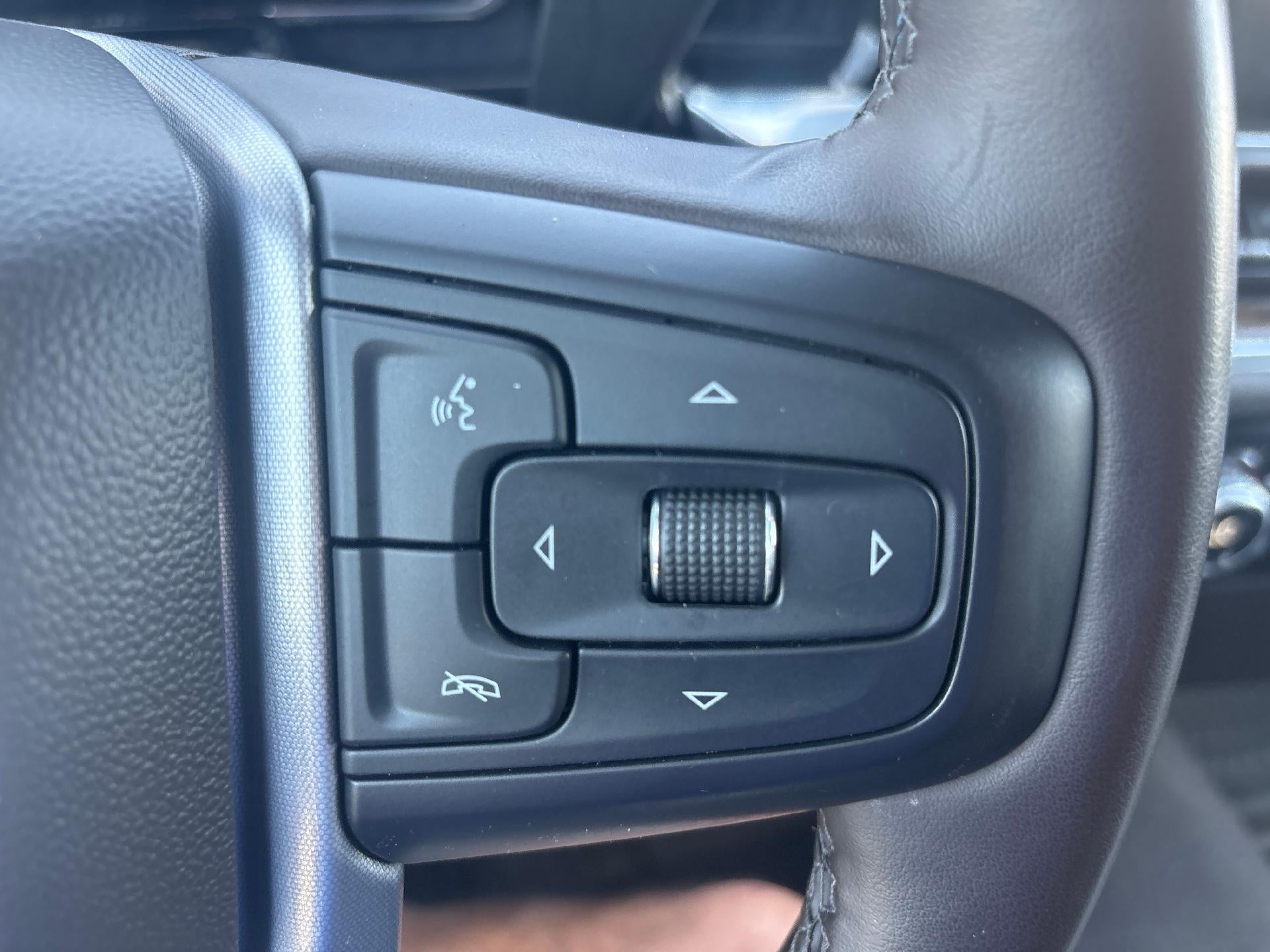 2023 GMC Sierra 1500 SLE
