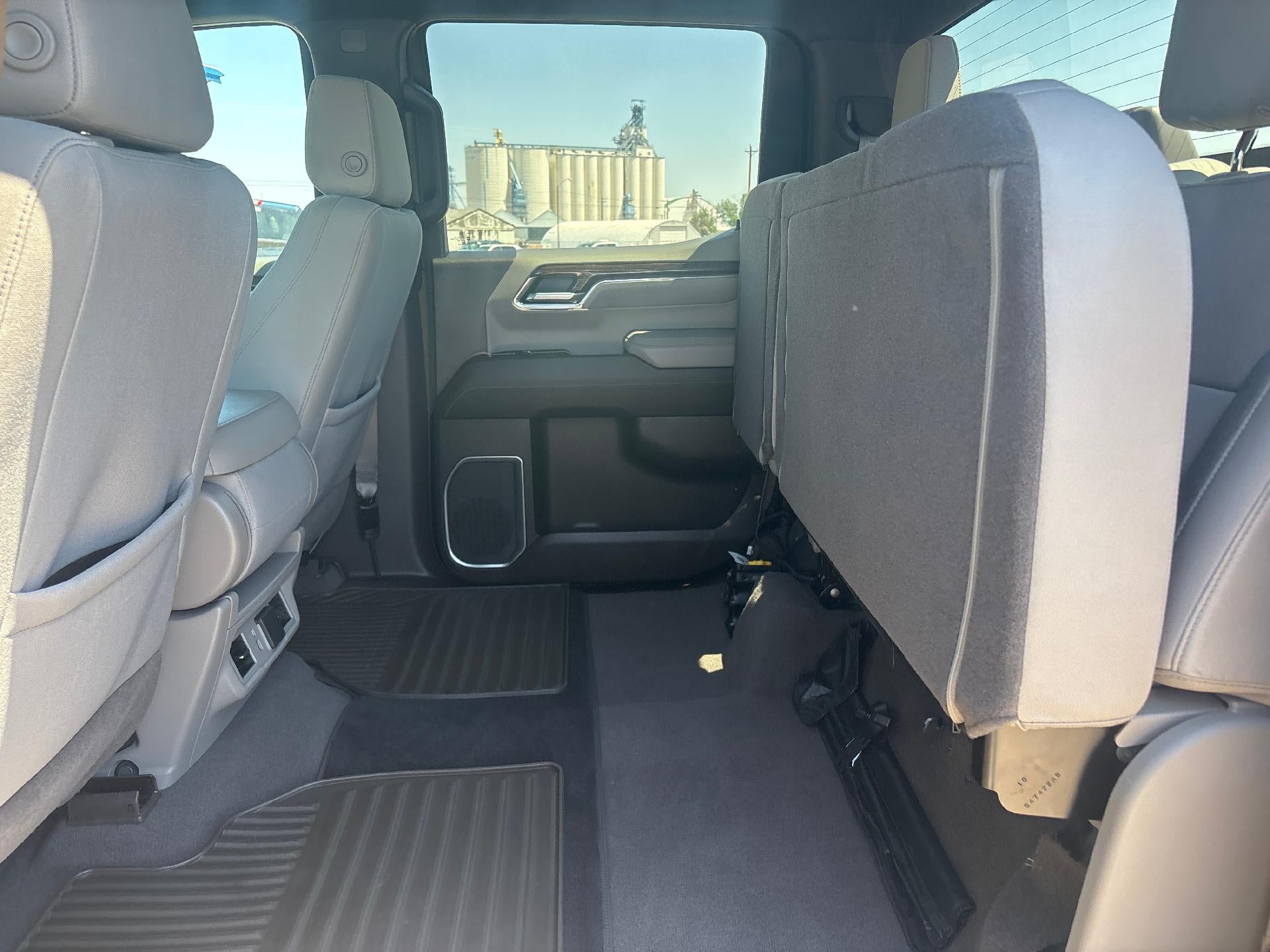 2023 GMC Sierra 1500 SLE