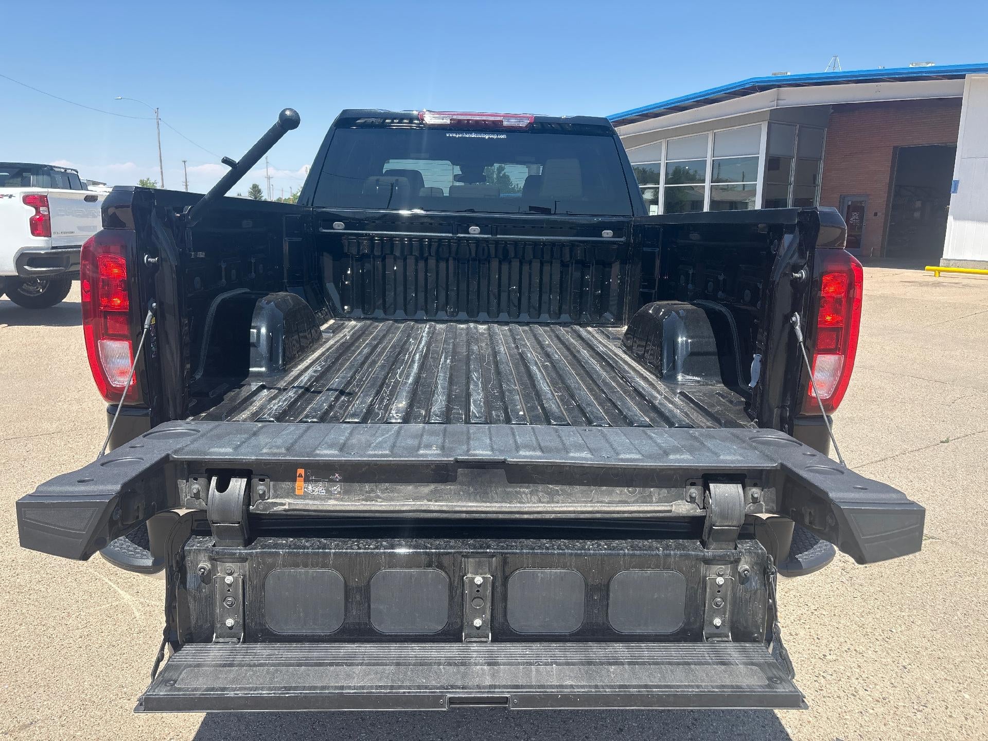 2023 GMC Sierra 1500 SLE